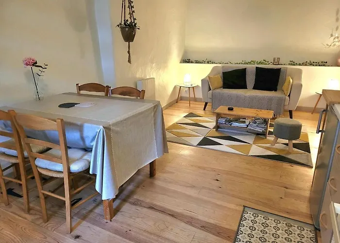 Maison Typique Dans La Bastide Médiévale Hébergement de vacances
